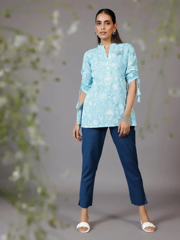 Blue Printed Cotton Straight Kurti - Image 4