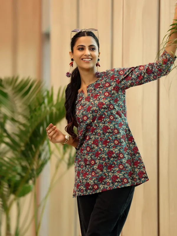 Blue Printed Cotton Straight Kurti - Image 7