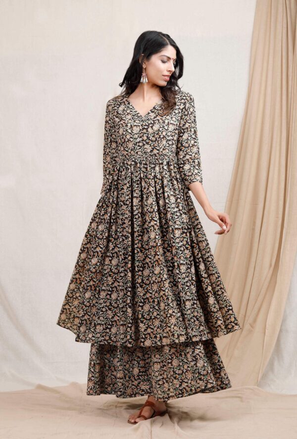 Black And Beige Kalamkari Cotton Kurta - Image 6