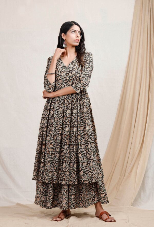 Black And Beige Kalamkari Cotton Kurta - Image 5