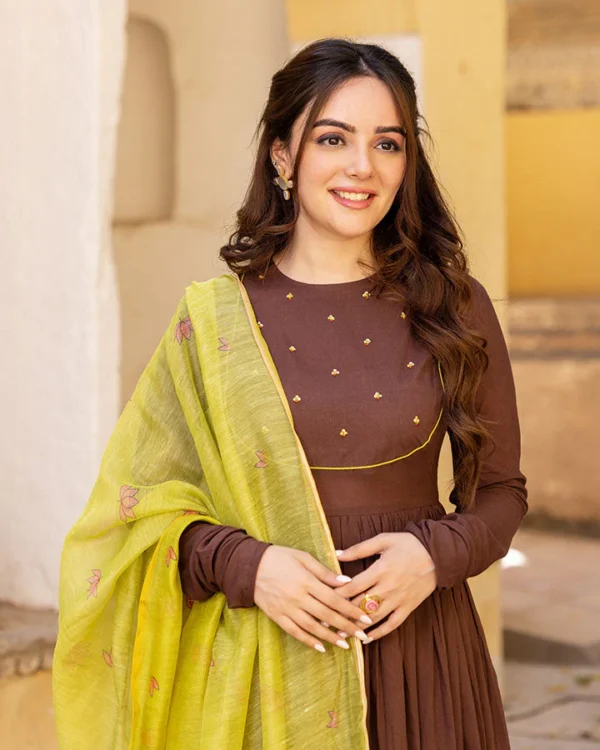 Women Brown Kalamkari Chhap Suit Set - Image 4