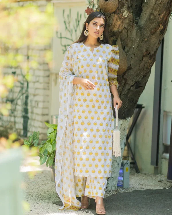 Women Golden Buta Suit Set