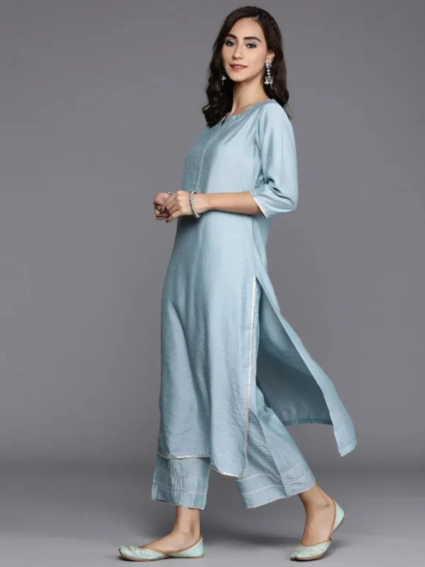 Women Grey Solid Silk Blend Straight Kurta With Palazzos & Dupatta - Image 4